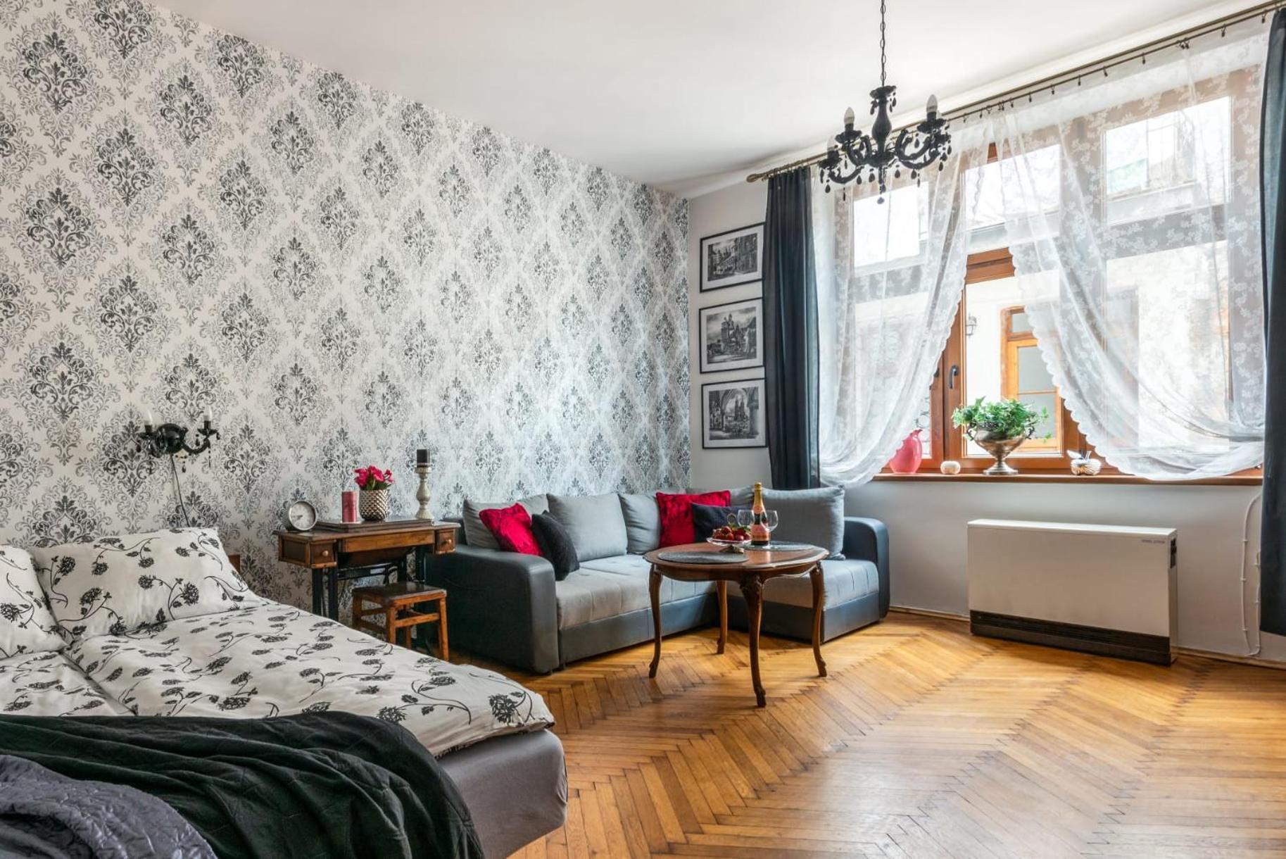 Tuz Przy Wawelu Krakau